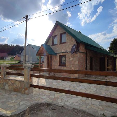 Guesthouse Mg Žabljak エクステリア 写真