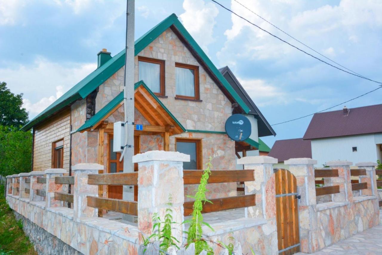 Guesthouse Mg Žabljak エクステリア 写真