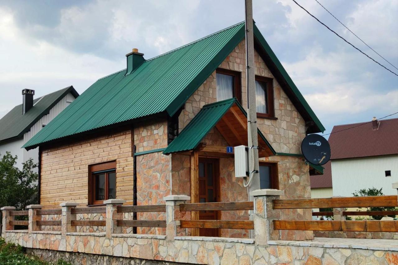 Guesthouse Mg Žabljak エクステリア 写真