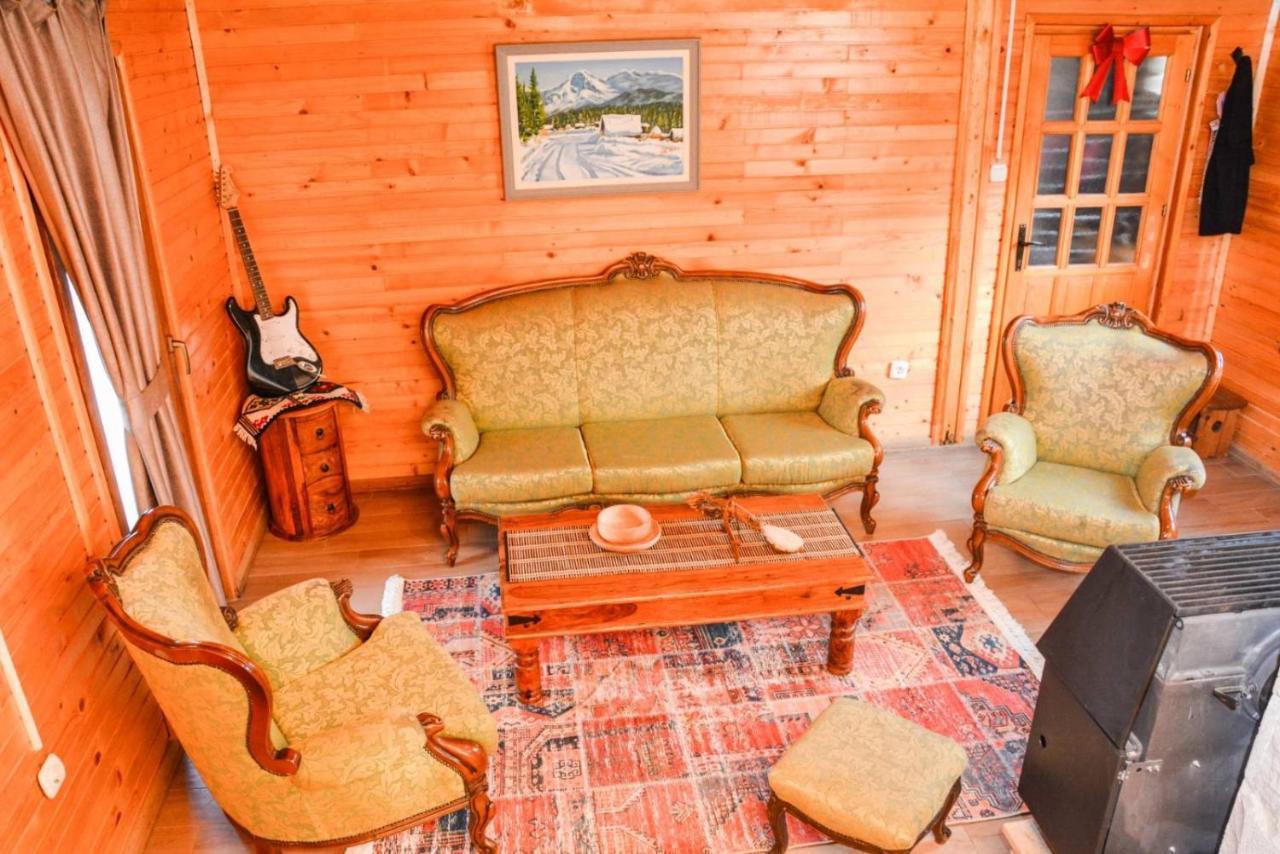 Guesthouse Mg Žabljak エクステリア 写真