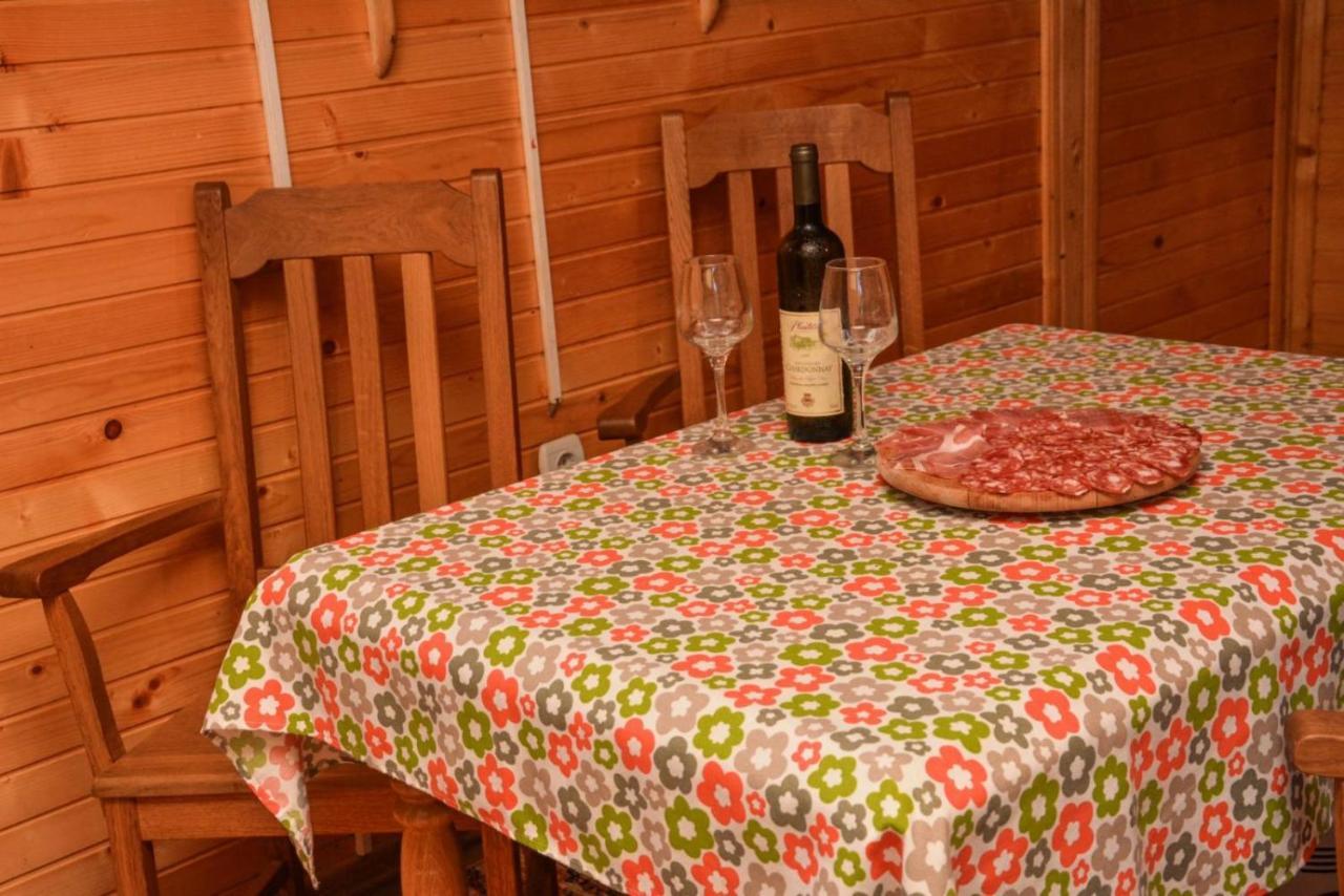 Guesthouse Mg Žabljak エクステリア 写真