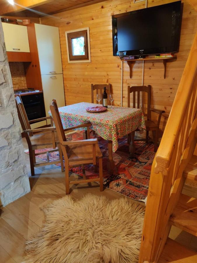 Guesthouse Mg Žabljak エクステリア 写真