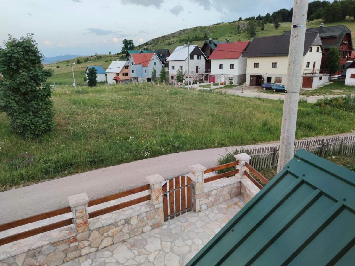 Guesthouse Mg Žabljak エクステリア 写真
